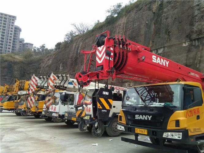 尖草坪区吊车出租按什么计费？台班费、单次费、里程费怎么算？